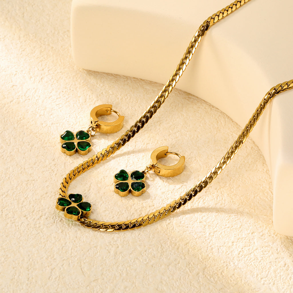 Damen Schmuckset mit vierblättrigem Kleeblatt-Anhänger und Ohrsteckern Shop Nory
