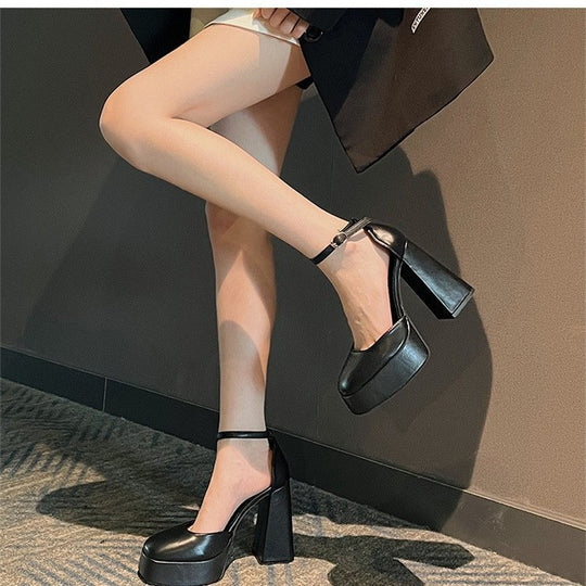 Damen Plateau-Pumps mit kantigem Blockabsatz und Knöchelriemen Shop Nory
