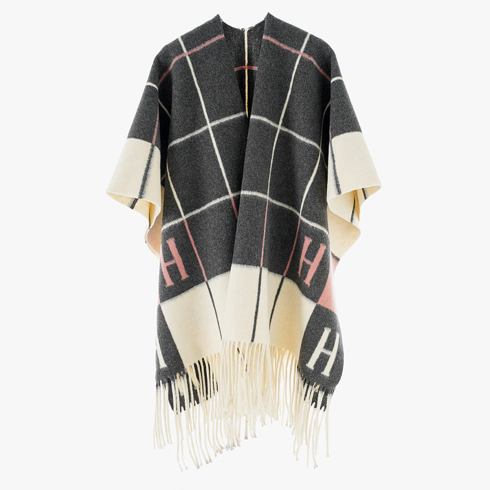 Damen Oversize-Überwurf aus Wollmix mit Monogramm-Karomuster und Fransensaum Shop Nory