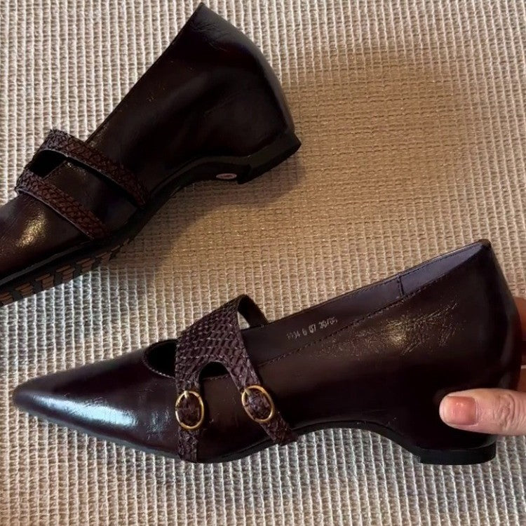 Damen elegante spitze Ballerina-Schuhe mit dekorativen Riemen und Schnallen