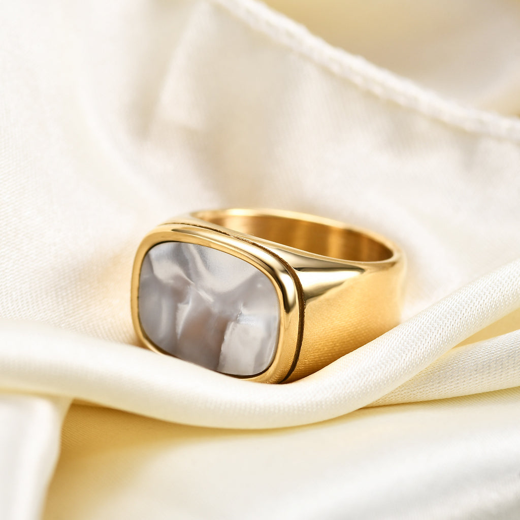 Damen Siegelring mit luxuriösem Perlmutt-Einsatz und elegantem goldfarbenem Finish Shop Nory
