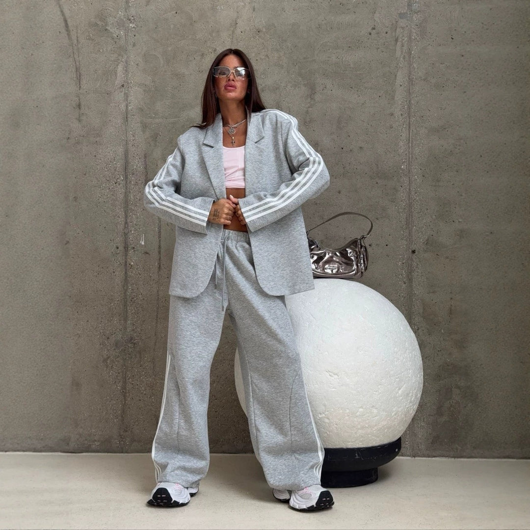 Damen Sweatblazer und Oversize-Jogginghose Shop Nory