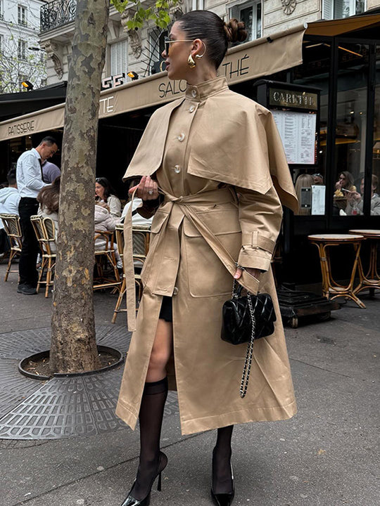 Damen Langer Trenchcoat mit Capelet, Taillengürtel und Sturmkragen Shop Nory