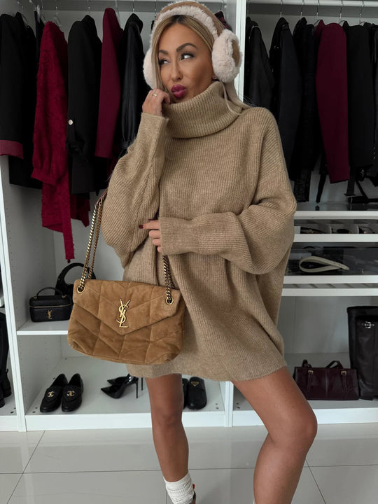 Damen kuscheliges Grobstrick-Minikleid mit extra hohem Rollkragen und oversized Passform Shop Nory