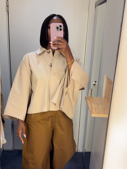 Damen kastige Cropped-Hemdbluse mit weitem Fledermausärmel und feiner Kellerfalte Shop Nory
