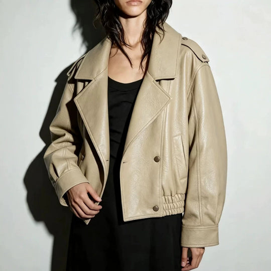 Damen Oversize Lederimitat-Blouson mit doppelreihiger Knopfleiste, weitem Revers und elastischem Saum Shop Nory