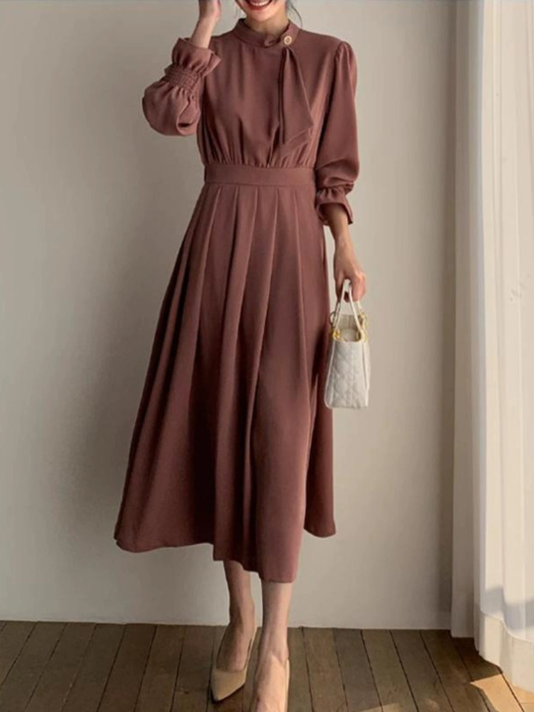 Damen Midikleid mit Stehkragen, Schleifenblende und geraffter Taille Shop Nory