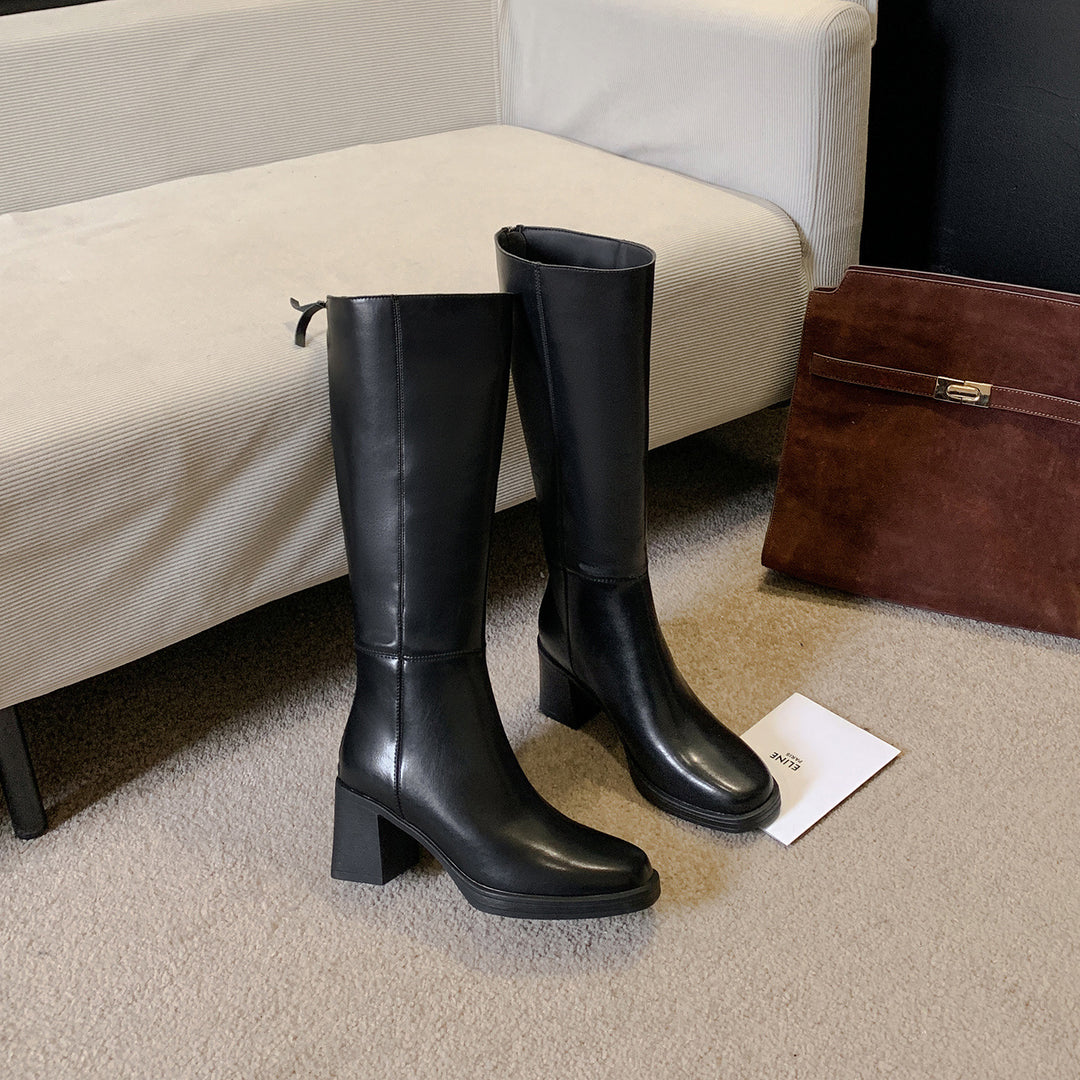 Damen Kniehohe Glattleder-Stiefel mit skulpturalem Blockabsatz und Rückenreißverschluss Shop Nory