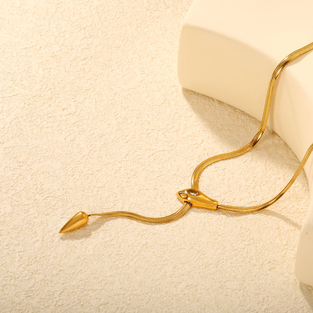 Damen Halskette mit modernem, glänzendem Ring-Anhänger aus edlem Edelstahl Shop Nory