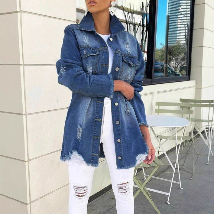 Damen Oversize-Jeansjacke mit Destroyed-Details, Fransensaum und verdeckter Knopfleiste Shop Nory