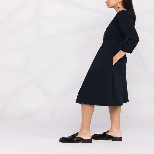 Damen Kleid mit 3/4-Ärmeln, Boot-Ausschnitt und tailliertem Faltenrock Shop Nory