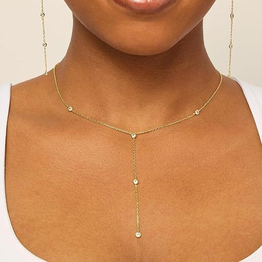 Damen Y-Halskette mit funkelndem Zirkonia-Anhänger und filigranem Design Shop Nory