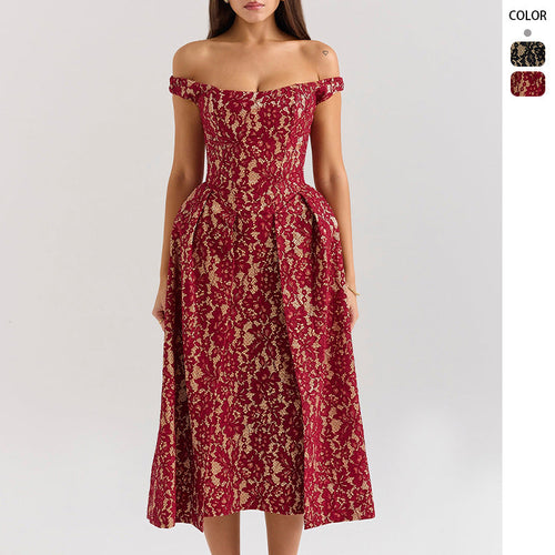 Damen Abendkleid mit raffinierten Spitzenapplikationen und elegantem Schnitt