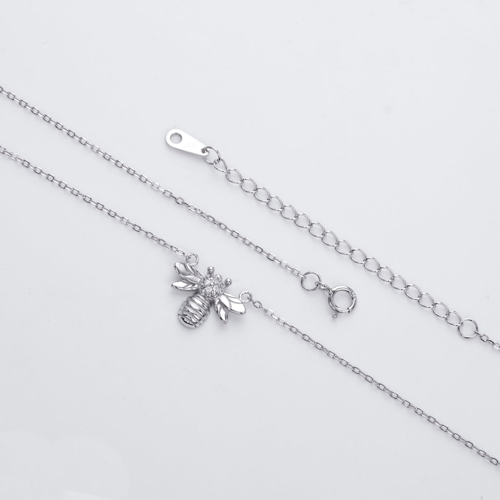 Damen Halskette mit detailverliebt gestalteter Bienenanhänger aus 925 Sterling Silber Shop Nory