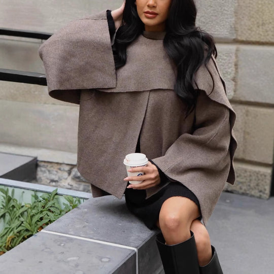 Damen Kurze Capejacke im Lagenlook aus Wollmix mit weitem Fledermausärmel Shop Nory