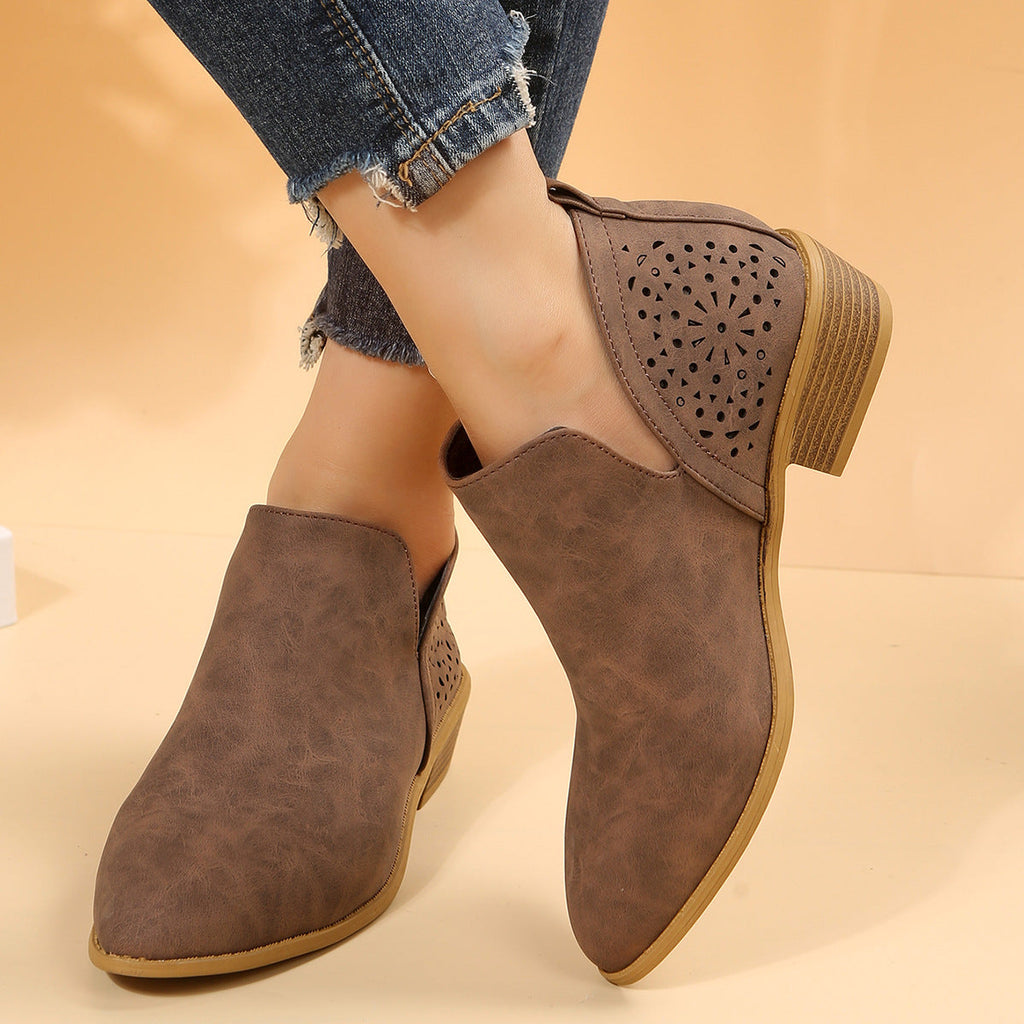 Damen Elegante Ankle Boots mit luftiger Lochmuster-Optik