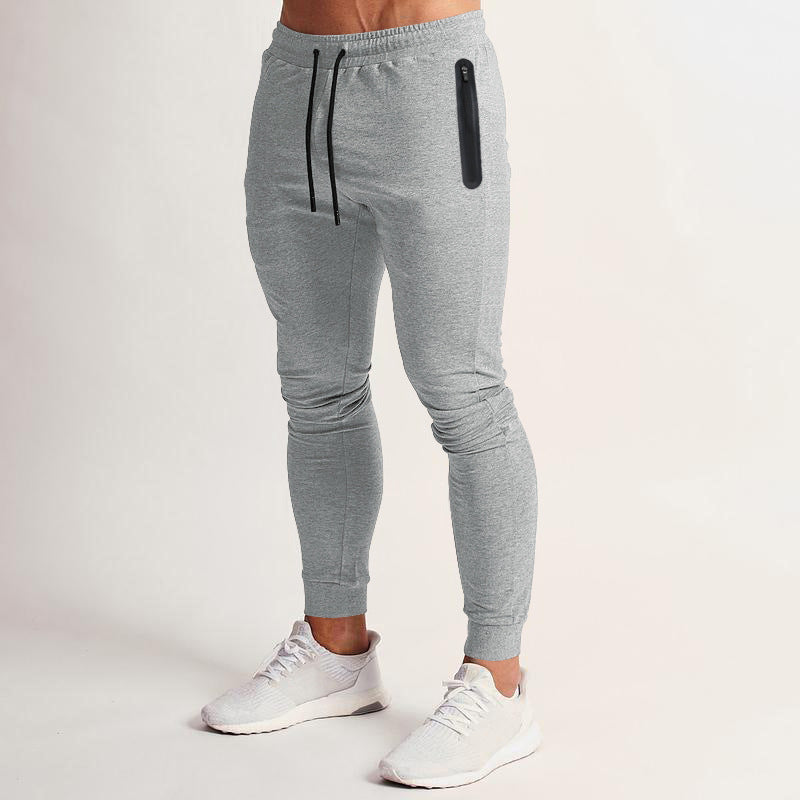 Herren Slim-Fit Jogginghose mit praktischen Reißverschlusstaschen