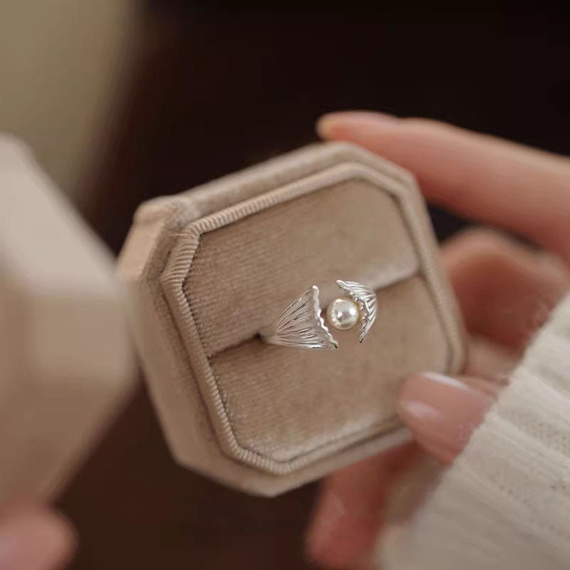 Damen Eleganter Ring mit kunstvoller Perlenapplikation Shop Nory