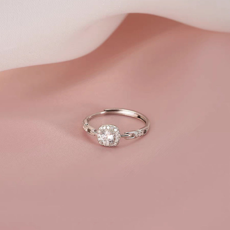 Damenring mit kunstvollem Zirkonia-Stein und filigranem Design Shop Nory