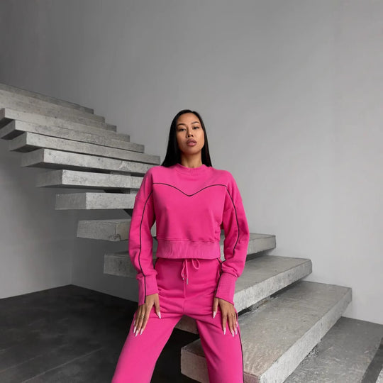 Damen kurzes Oversize-Sweatshirt mit Kordelzug-Jogginghose und Kontrastnähten Shop Nory