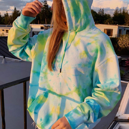 Damen Kapuzenpullover aus kuscheligem Material mit Batikdesign
