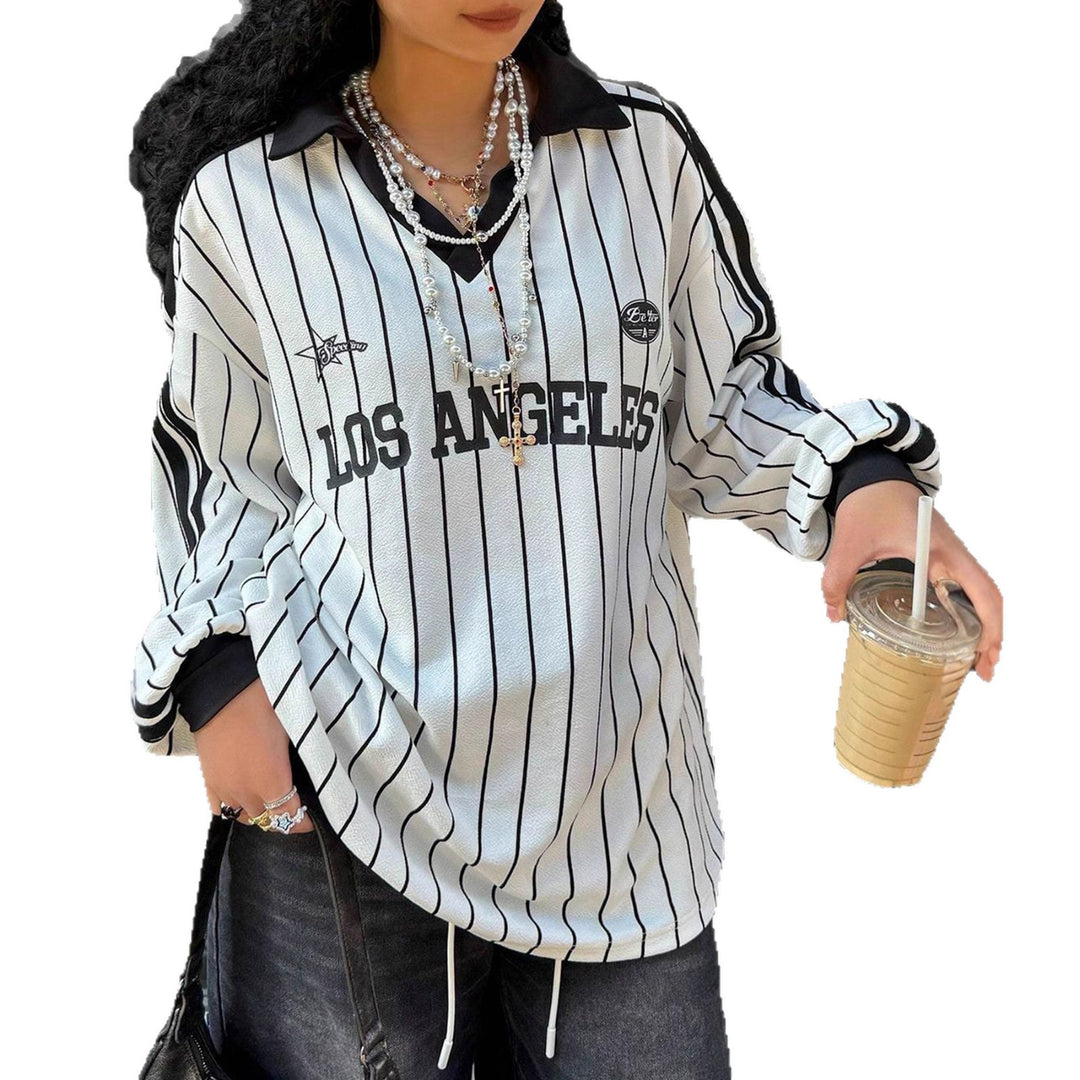 Damen Oversize Baseball-Polo-Shirt mit Nadelstreifen, V-Ausschnitt und Kordel Shop Nory