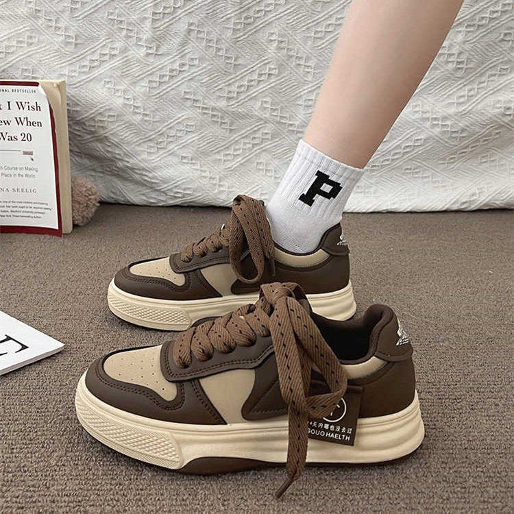 Damen Chunky Plateau‑Sneaker im Retro‑Basketballstil mit gepolstertem Schaft Shop Nory