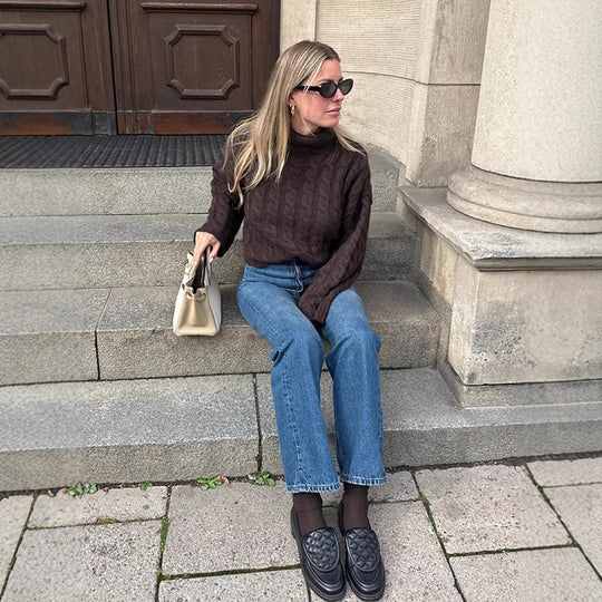 Damen Kurzgeschnittener Zopfstrick-Pullover mit Rollkragen & Ballonärmeln Shop Nory