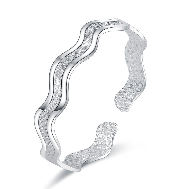 Damen Offenes Schmuckarmband mit dekorativem Wellen-Design Shop Nory