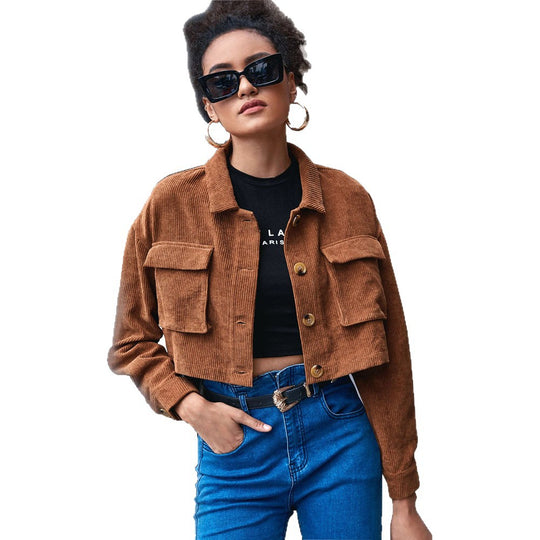 Damen cropped Cordjacke mit aufgesetzten Klappentaschen Hemdkragen und Knopfverschluss Shop Nory
