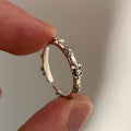 Damen handgefertigter Ring mit floralen Details Shop Nory