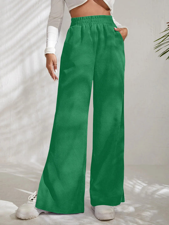 Damen Weite High‑Waist Cordoptik-Loungehose mit elastischem Bund und Seitenschlitzen Shop Nory
