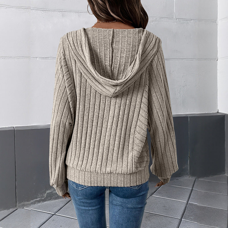Damen Gerippter Kapuzenpullover mit V‑Ausschnitt, Knopfleiste und Oversize-Ärmeln Shop Nory