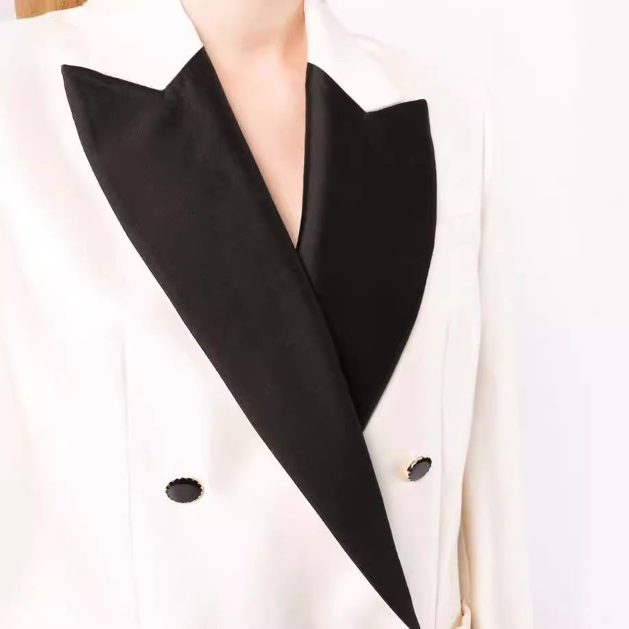 Damen Kurz-Blazerkleid im Smokingstil mit Schalkragen und Doppelreihe Shop Nory