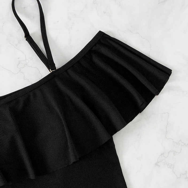 Damen Eleganter Badeanzug mit Volants und schulterfreier Ausschnitt