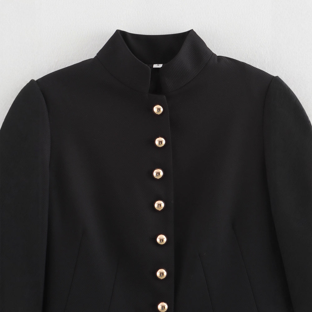 Damen Taillierter Kurzblazer mit Stehkragen und goldenen Zierknöpfen Shop Nory