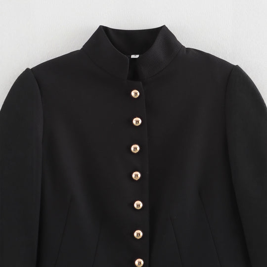 Damen Taillierter Kurzblazer mit Stehkragen und goldenen Zierknöpfen Shop Nory