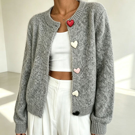 Damen Flauschiger Kurzcardigan mit Herz‑Knopfleiste und Raglanärmeln Shop Nory