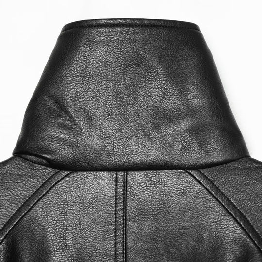 Damen Kurze Lederimitat-Jacke mit hohem Stehkragen, Doppelreihe und Kordelzugbund Shop Nory