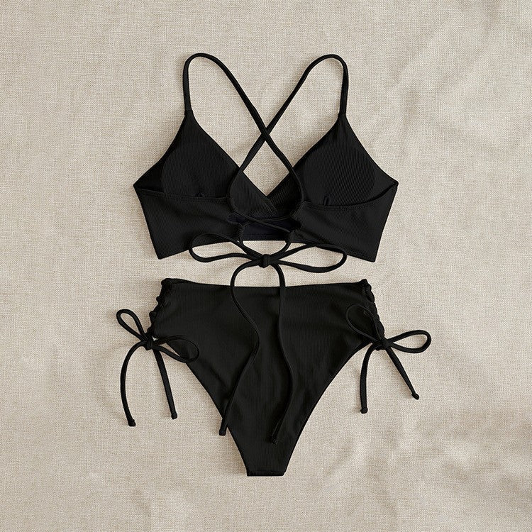 Damen Triangel-Bikini mit raffinierten Kordeldetails