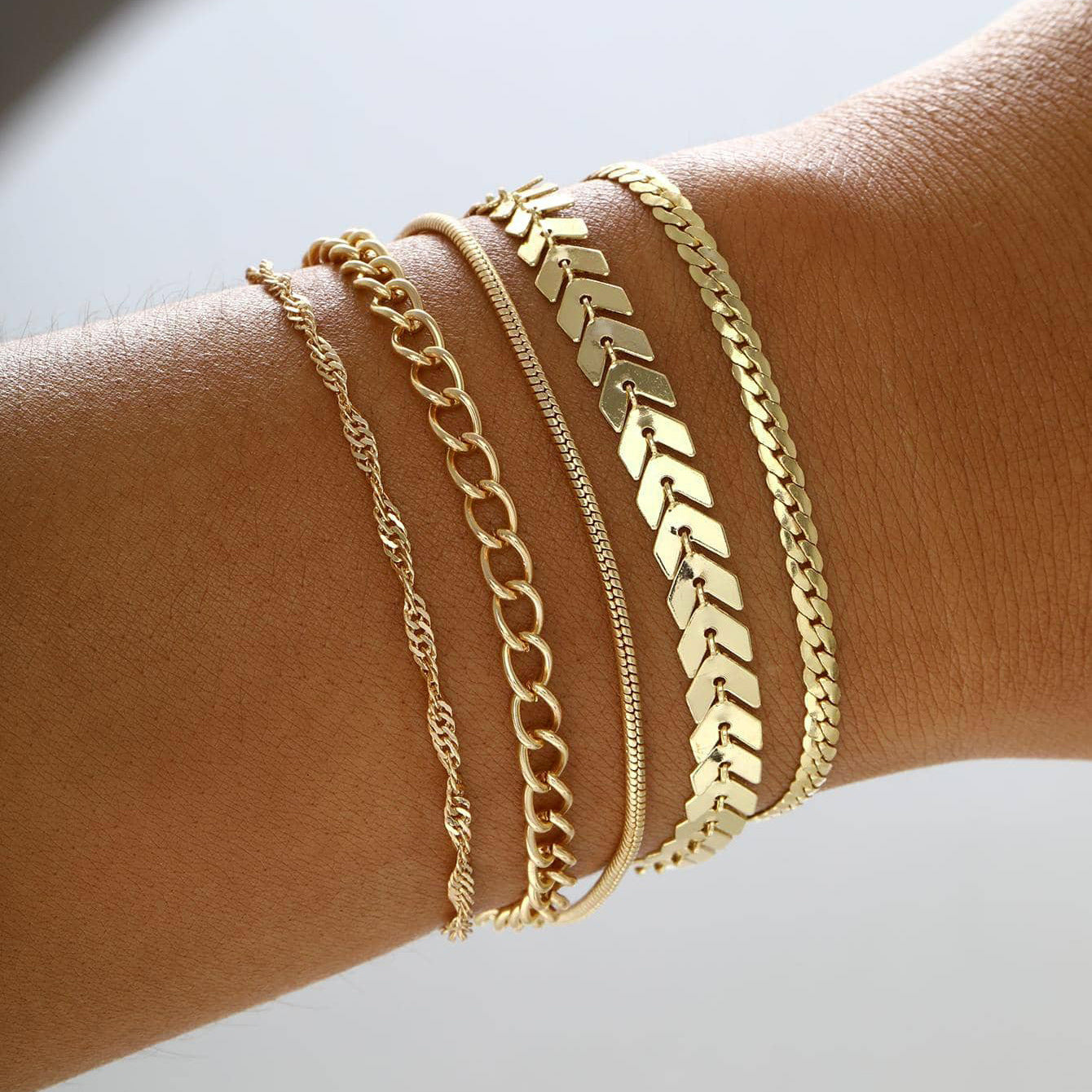 Damen Armband-Set mit eleganten und vielfältigen Kettendesigns Shop Nory