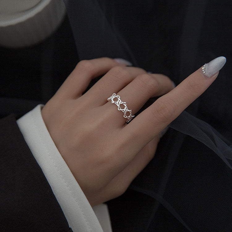 Damen filigree ring with elegant chain design Shop Nory