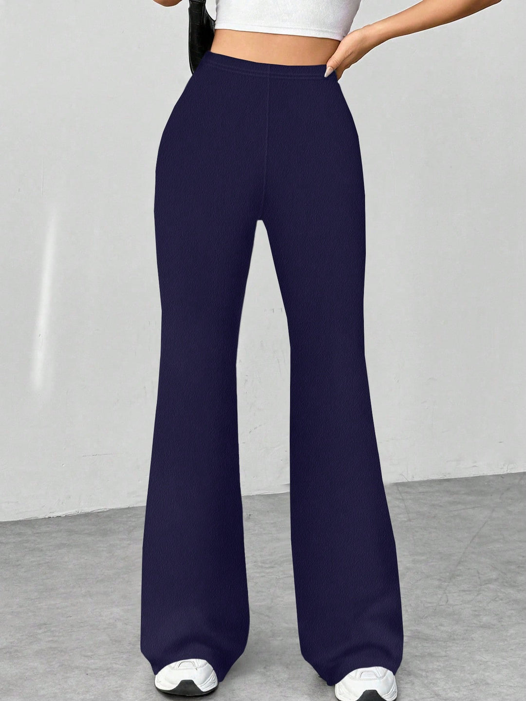 Damen Hochgeschnittene Schlaghose aus Stretch-Feinstrick Shop Nory