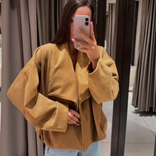 Damen Oversized Velours‑Wasserfalljacke mit kastiger Cropped‑Silhouette und verdeckter Verschlussleiste Shop Nory