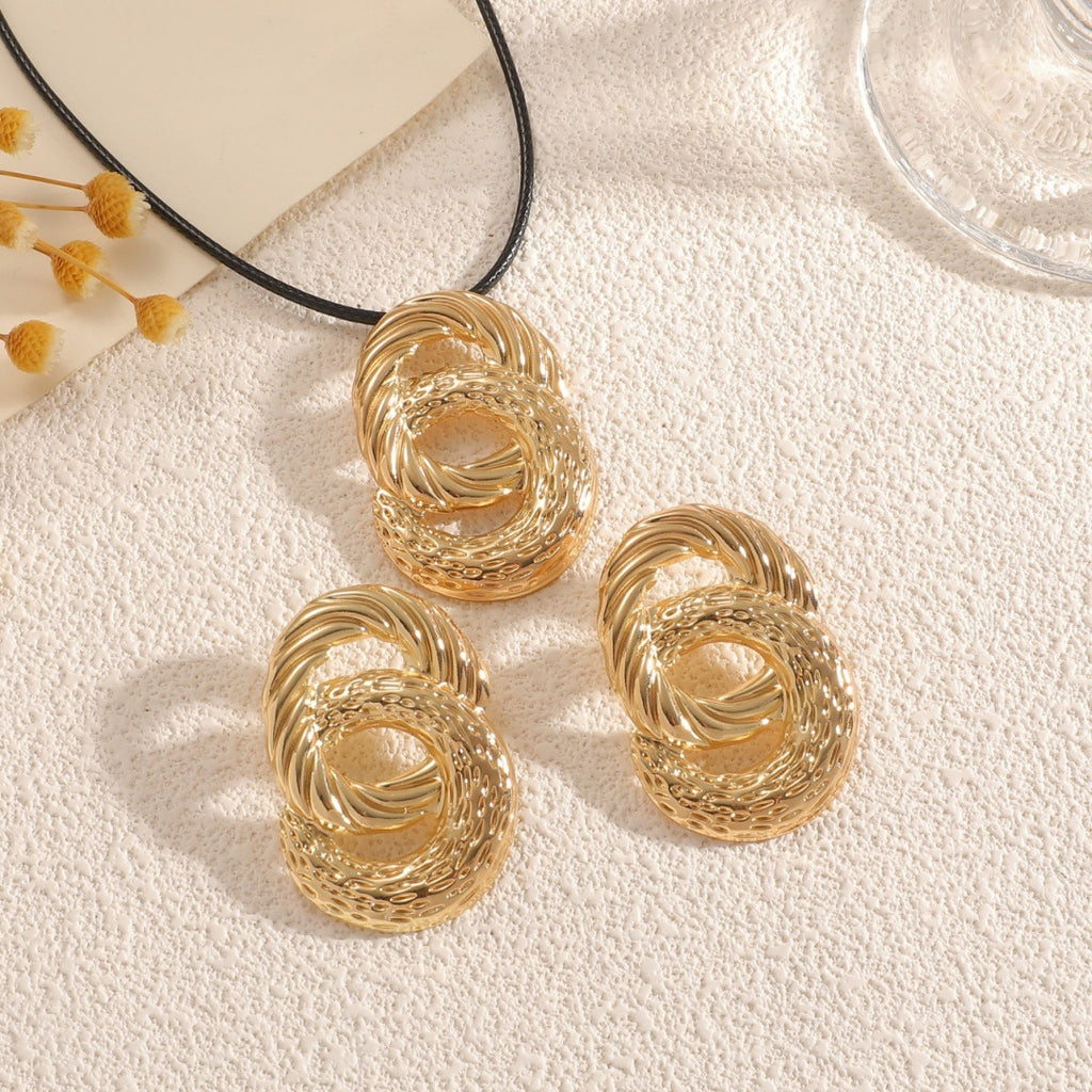 Damen Ohrschmuck Set mit kunstvollem Knoten-Design Shop Nory
