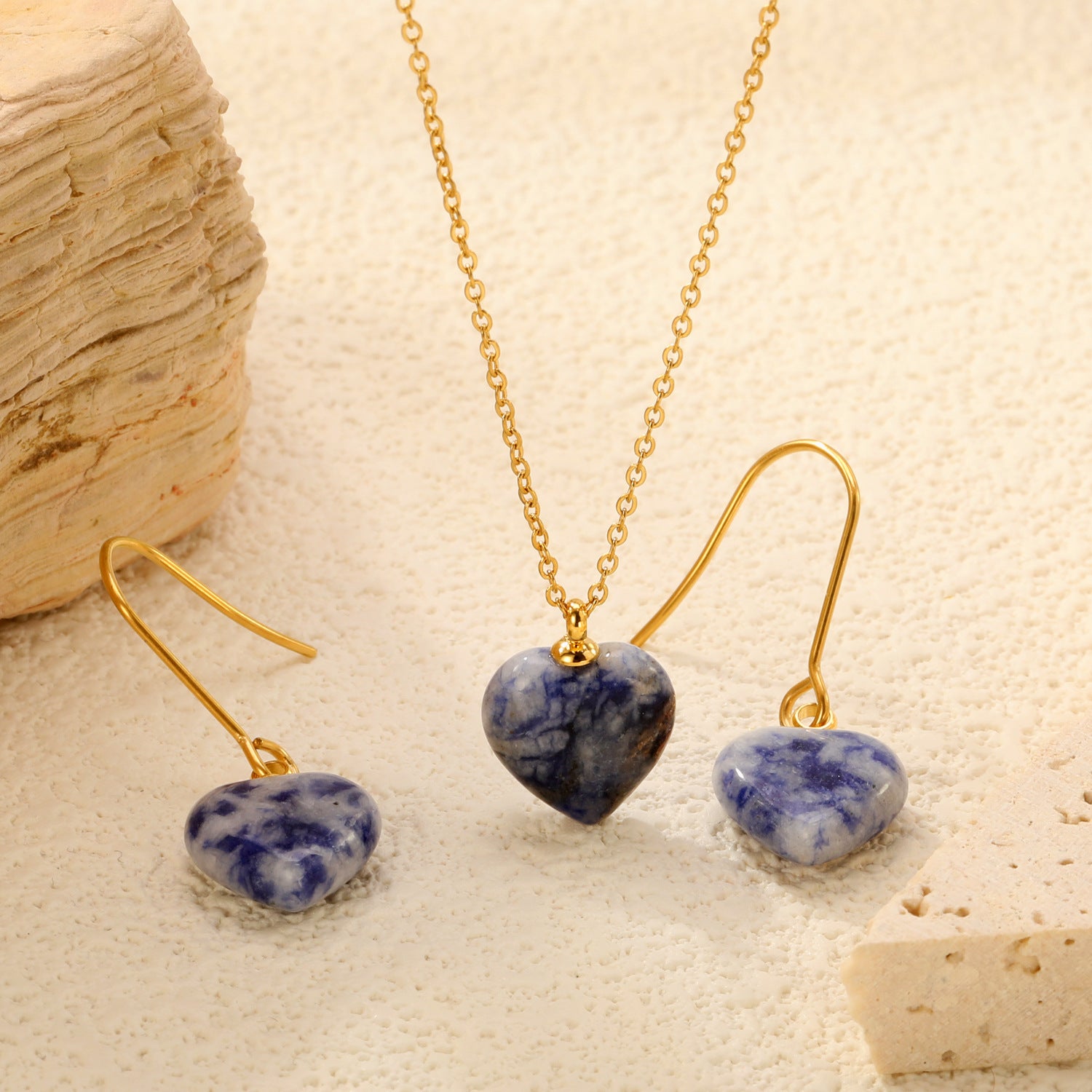 Damen Schmuckset mit Herzanhängern aus edlen Materialien Shop Nory