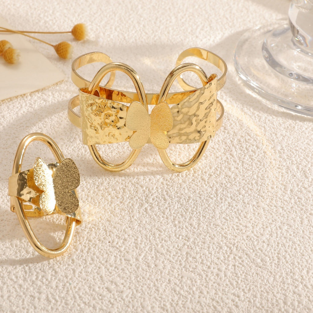 Damen Armreif mit kunstvollem Schmetterlingsdesign Shop Nory