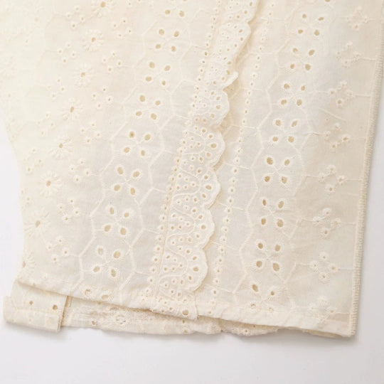 Damen Broderie Anglaise Baumwollbluse mit Rüschenbesatz und Ballonärmeln Shop Nory