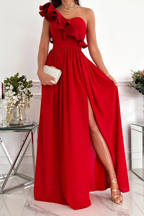 Damen Maxikleid mit asymmetrischem Schnitt und voluminösem Rüschendetail