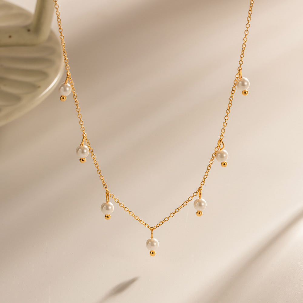 Damen Halskette mit eleganten Süßwasserperlen und feiner Gliederkette Shop Nory